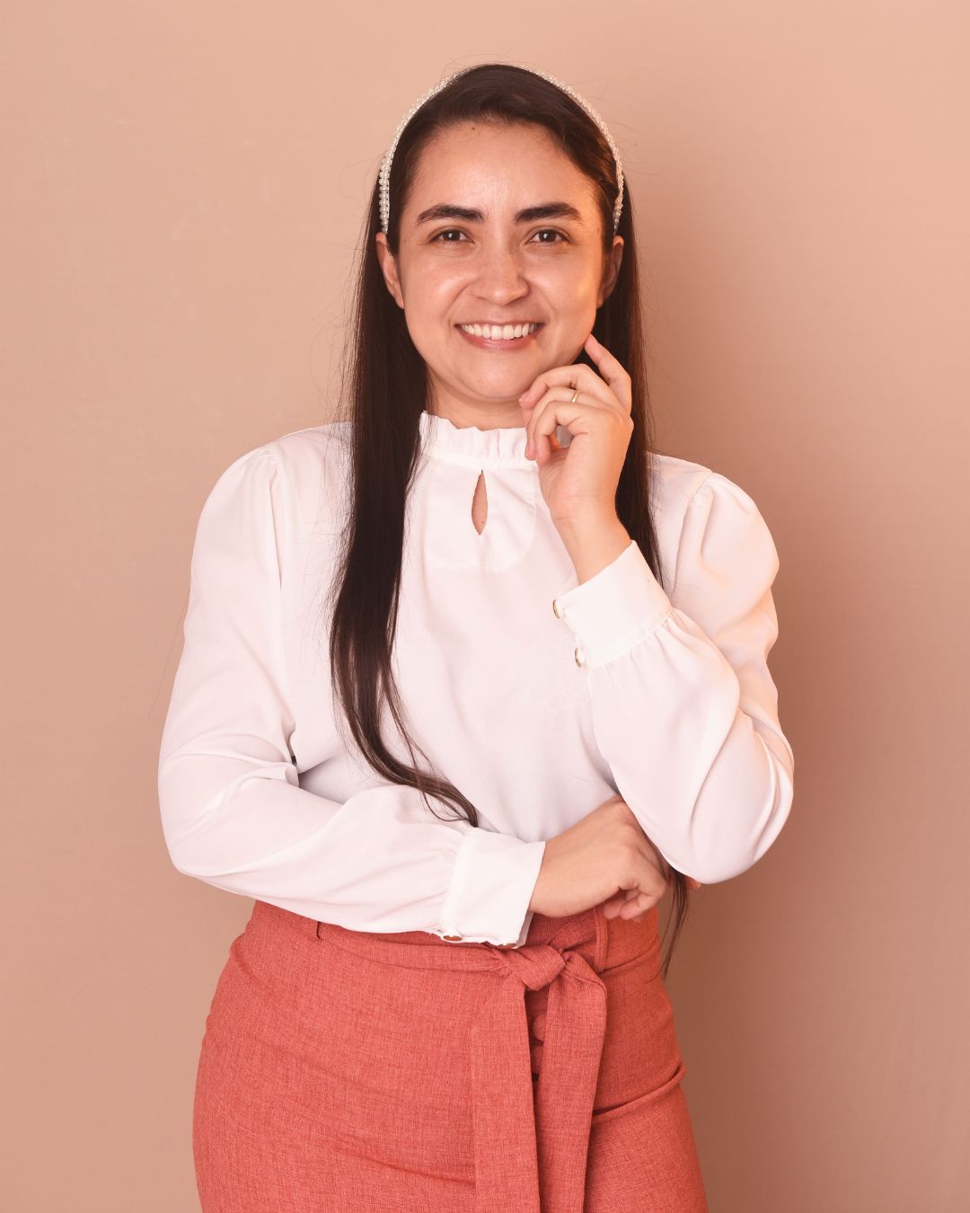 Nívea Oliveira